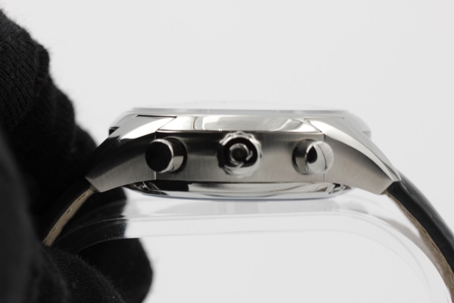 Omega De Ville Co-Axial Chronograph ref. 431.13.42.51.03.001 — crown and pushers view