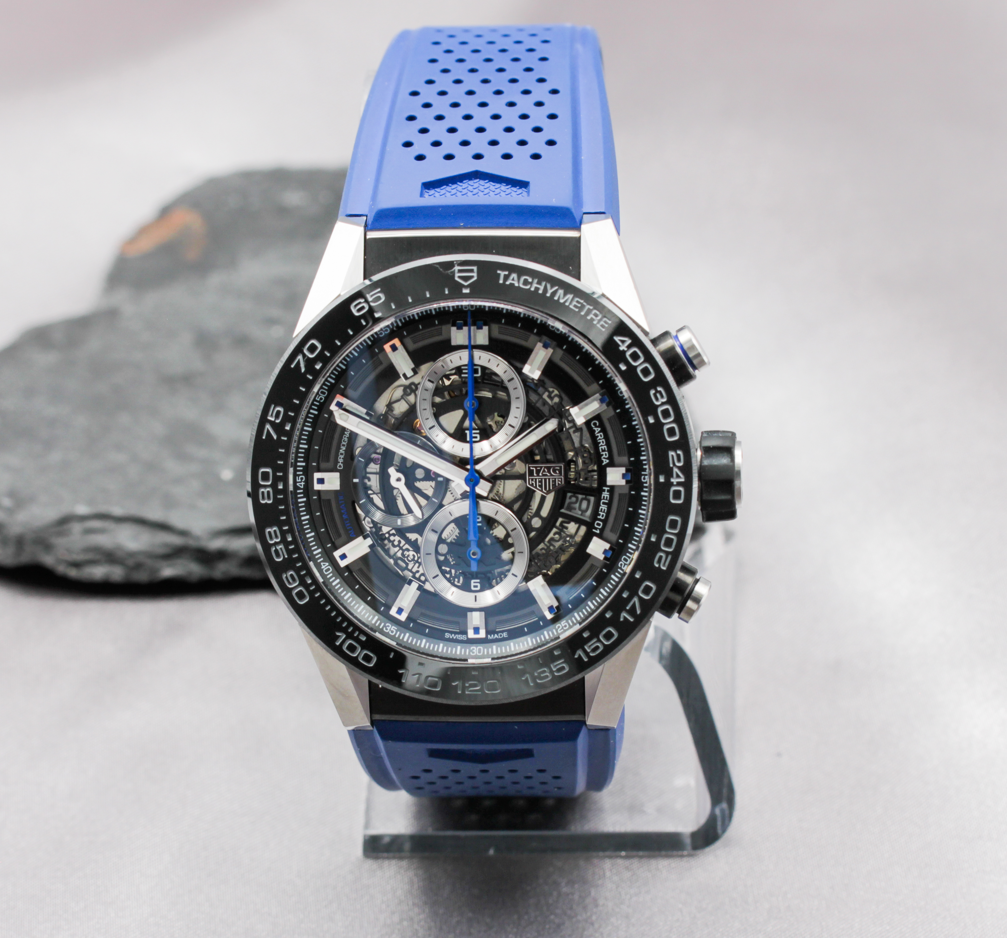TAG Heuer Carrera Calibre HEUER 01 ref. CAR2A1T.FT6052 — front view