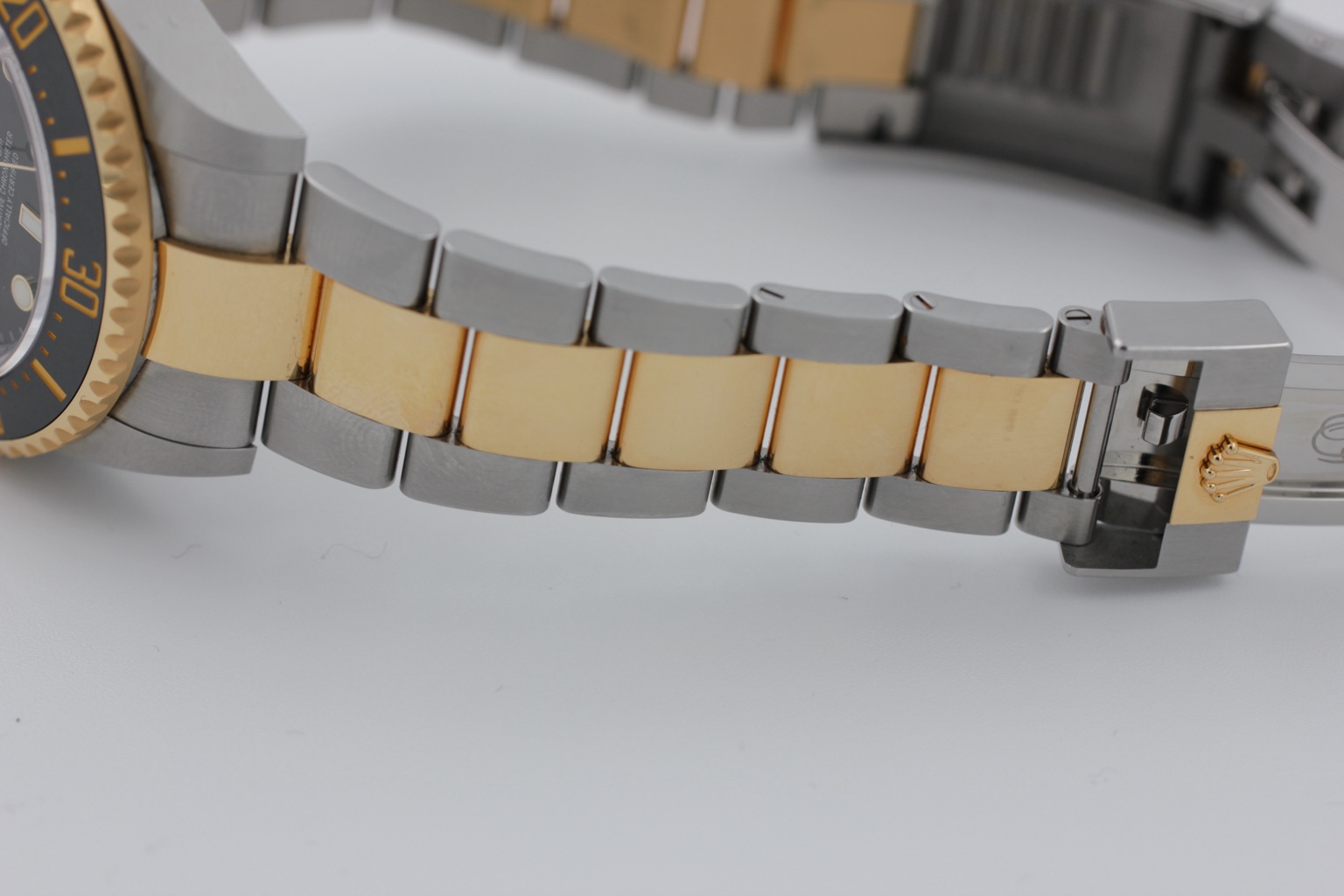 Rolex Sea-Dweller ref. 126603 — bracelet view