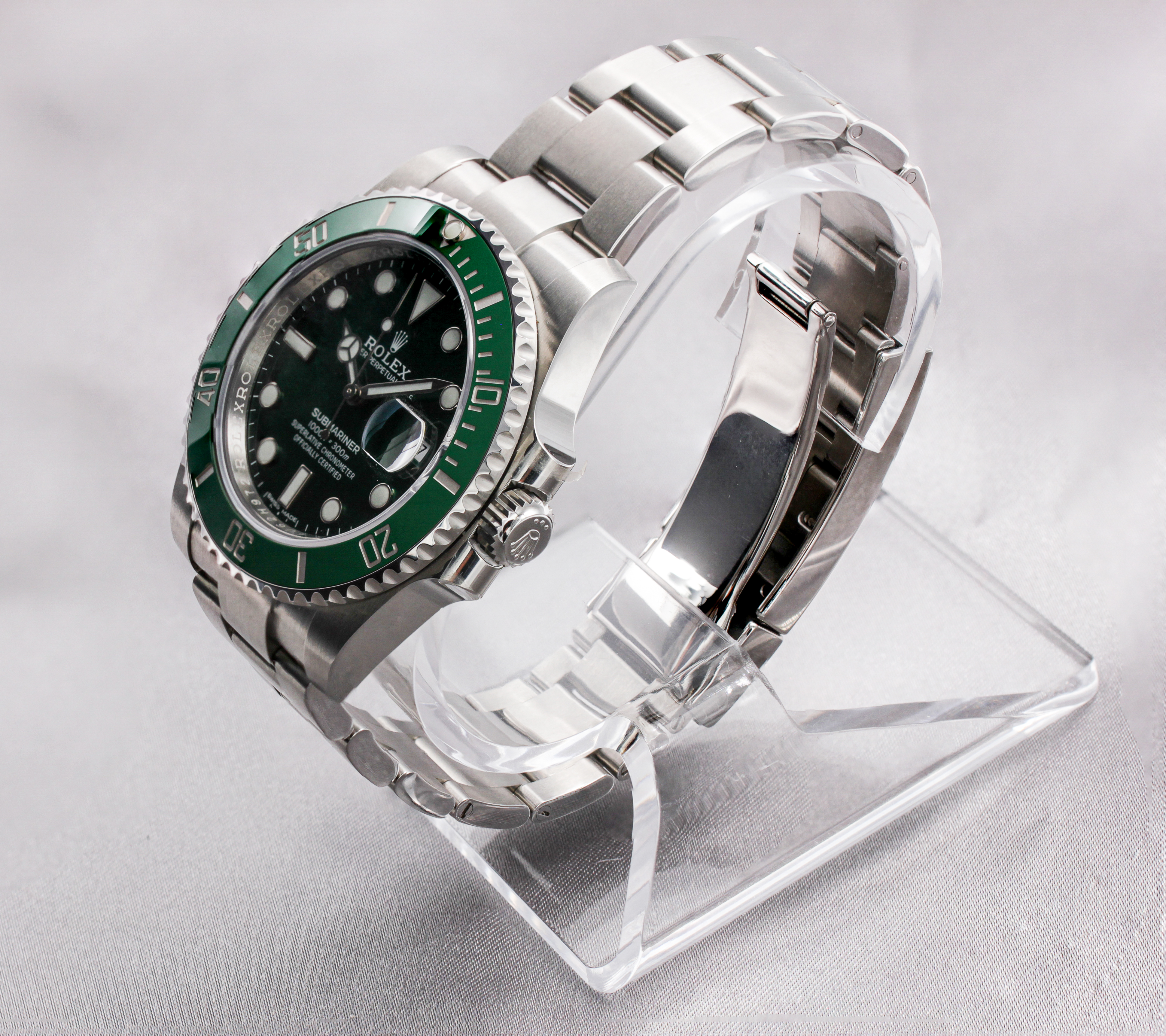 Rolex Submariner Date “Hulk” ref. 116610LV — dial view