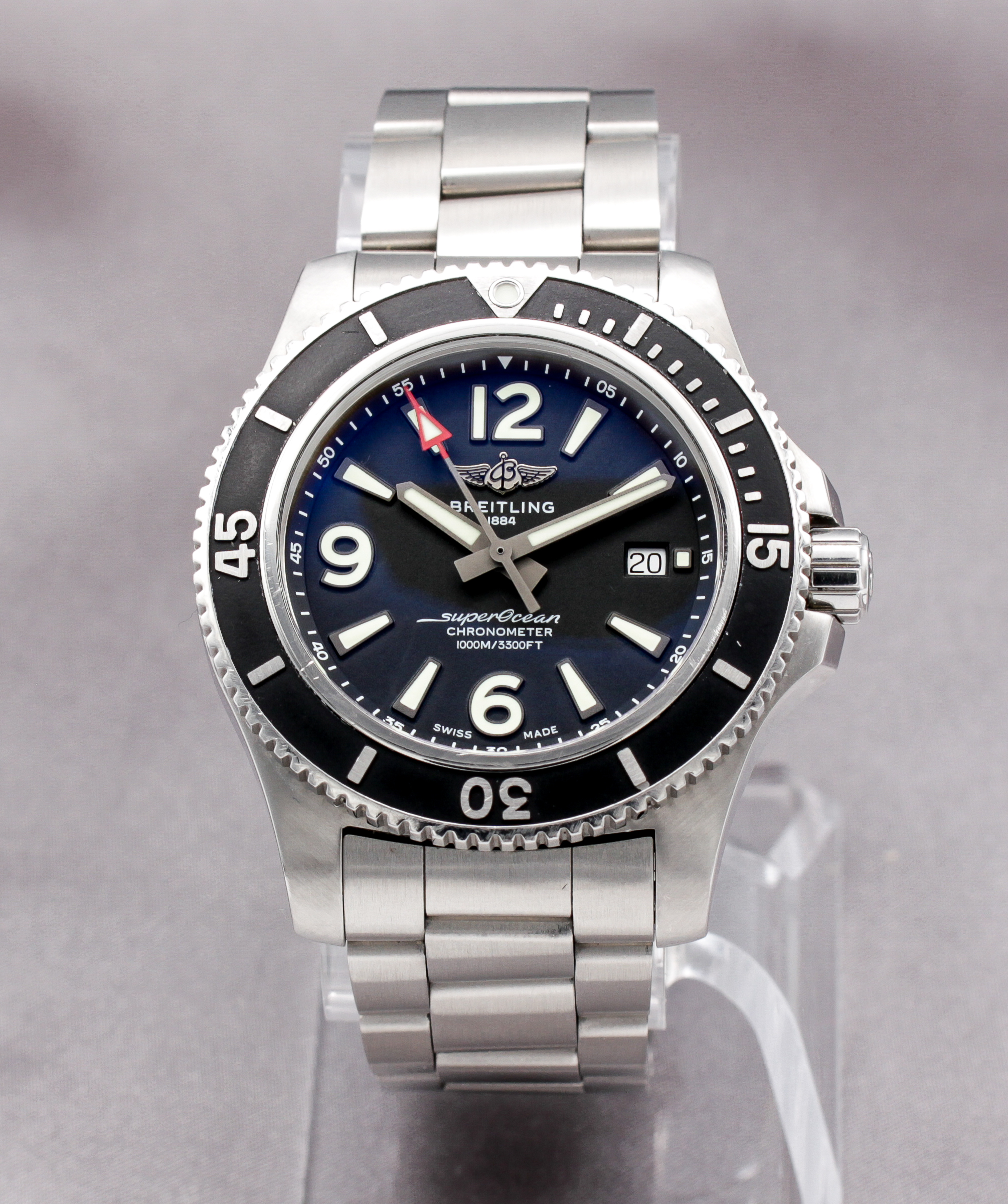Breitling Superocean Automatic 44 ref. A17367D71B1A1 — front view