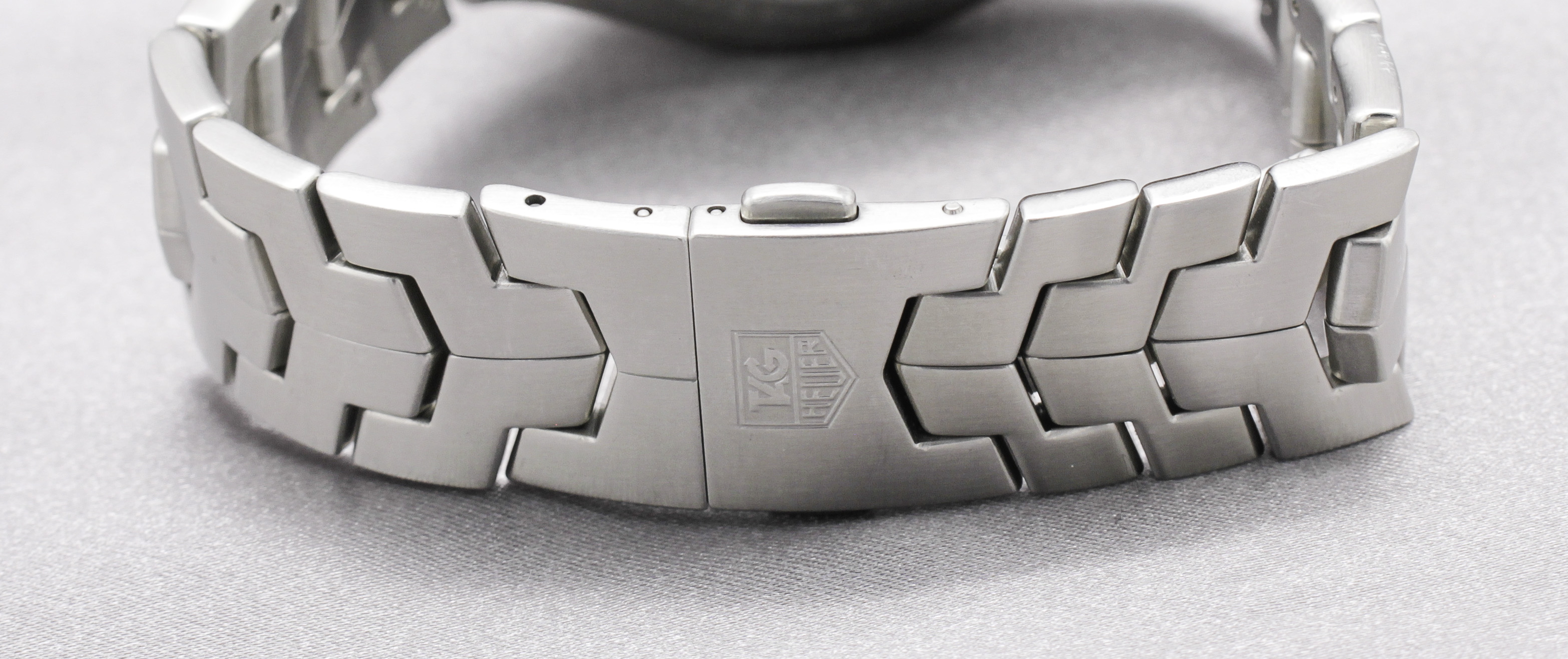 TAG Heuer Link Calibre 16 Chronograph ref. CAT2010.BA0952 — actual watch photograph